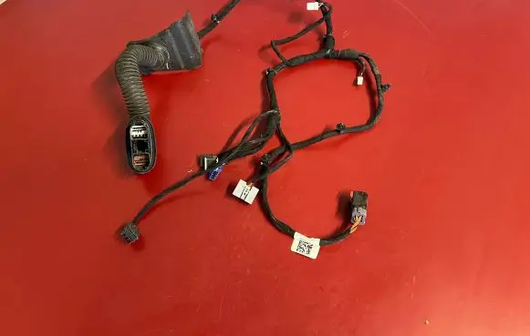 Chrysler Pacifica Front door wiring loom 68445787AA P68445787AA
