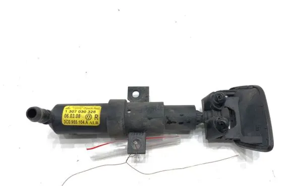 Volkswagen PASSAT B6 Headlight washer spray nozzle 3C0955104A