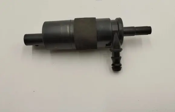 Audi TT TTS Mk2 Windscreen/windshield washer pump 3B0955681A