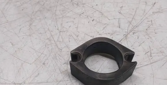 Subaru Outback Fuel Injector clamp holder