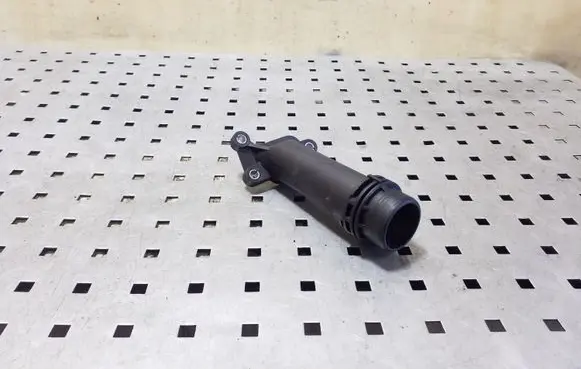 Mini Cooper Countryman R60 Engine coolant pipe/hose 11127810707 7810707