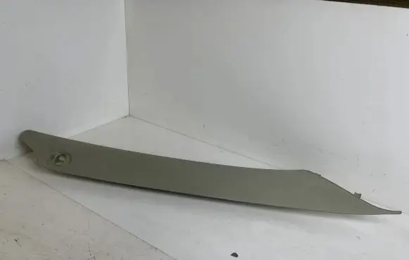 (D)pillar trim (top)