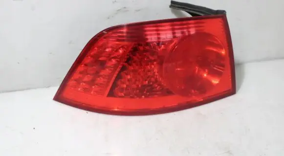 Volkswagen Phaeton Rear/tail lights