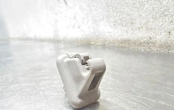 Volvo C70 Sun visor clip/hook/bracket 3572