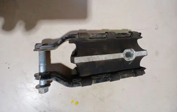 Volvo V60 Gearbox mount 31262935