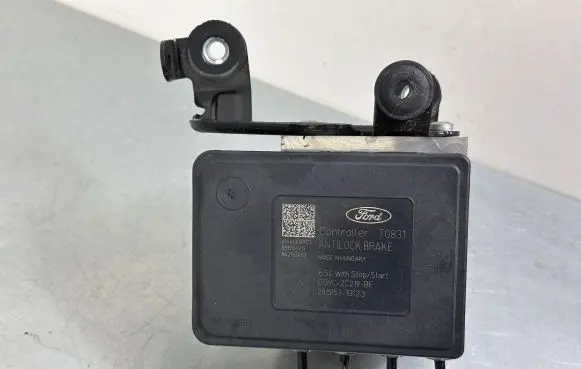 Ford Mondeo MK V ABS Pump EG9C2C405EG EG9C2C219BF