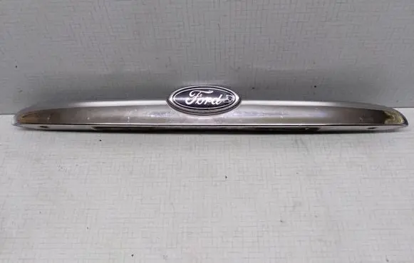 Ford Mondeo MK II Trunk door license plate light bar 