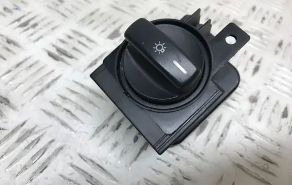Mercedes-Benz B W245 Light switch 1695452804