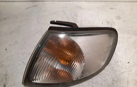 Nissan Almera Front indicator light 3369L