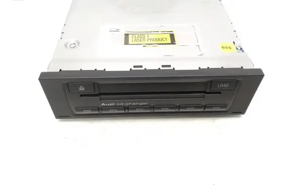 Audi A4 S4 B7 8E 8H CD/DVD changer 8E0035111D