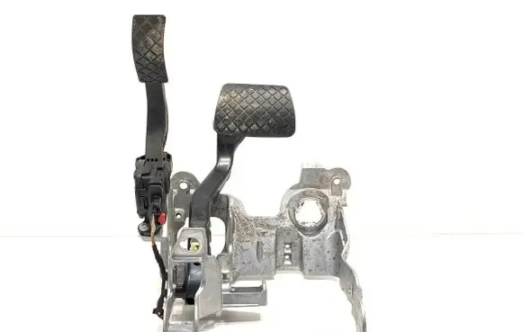 Audi A4 S4 B8 8K Pedal assembly 8K1723523A