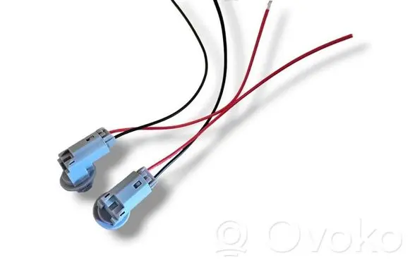 Toyota Corolla Verso AR10 Number plate light 8127502080