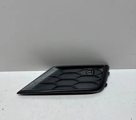 Volkswagen Tiguan Front bumper lower grill 5NA853666A