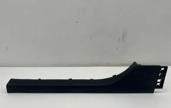 Renault Captur II Front sill trim cover 769515187R M9199