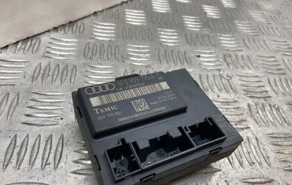 Audi A6 S6 C6 4F Door control unit/module 4F0959795A