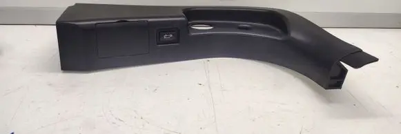 BMW 5 E60 E61 Foot area side trim 7025029