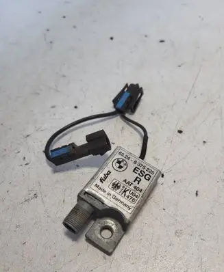 BMW X5 E53 Aerial antenna amplifier 8375225