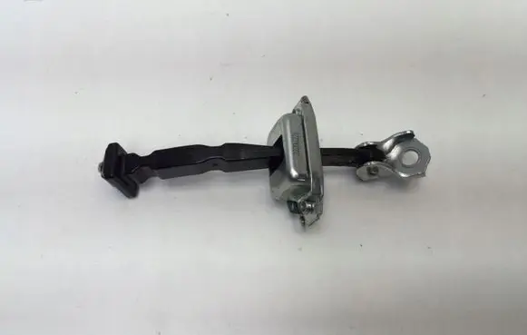 Nissan Juke II F16 Rear door check strap stopper