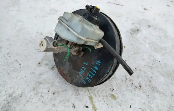 Renault Master II Brake booster 8200189405