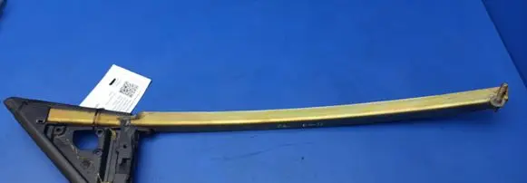 Mercedes-Benz 380 560SEC C126 Front door coupe window/glass frame 1267250241