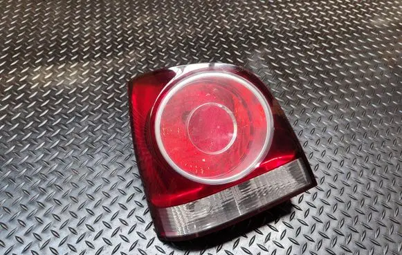 Volkswagen Polo IV 9N3 Rear/tail lights 6Q6945111G 6Q6945095N