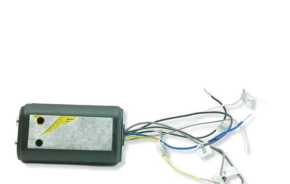 BMW 3 E46 Sound amplifier 
