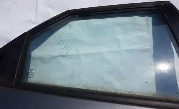 Honda Civic Rear door window glass