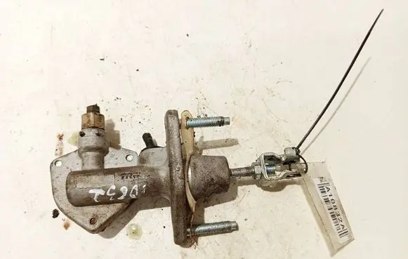 Master brake cylinder