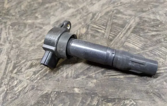 Mitsubishi Colt High voltage ignition coil MN195616