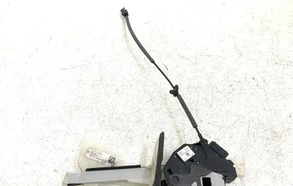 Ford Escape III Front door lock BF6AF21813 BF6AF21813AM CJ54A219A65