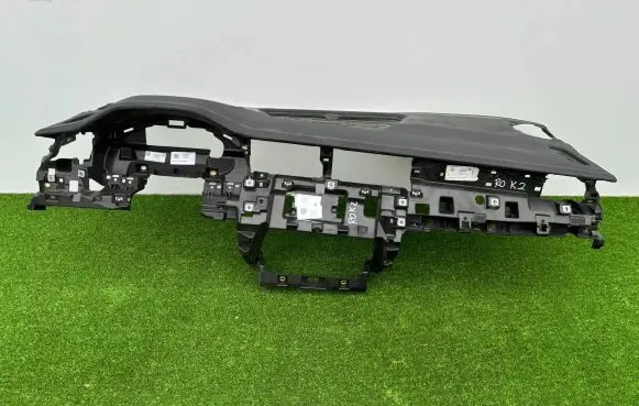 Audi Q8 Dashboard 4M8857033