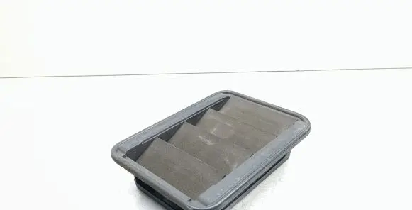 BMW 2 F46 Quarter panel pressure vent 9201647 64229201647 9315932