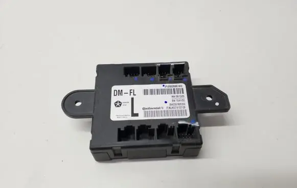 Chrysler Town & Country V Door control unit/module 05026861AD
