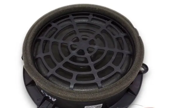 Audi A6 S6 C7 4G Rear door speaker 4G1035411