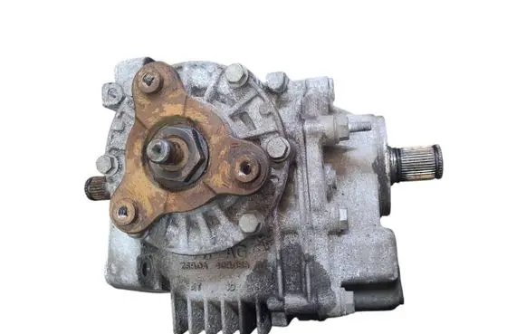 Gearbox transfer box case