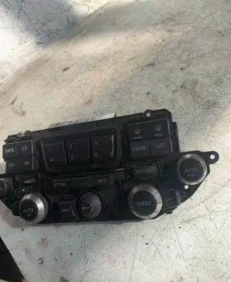 Infiniti Q45 III Climate control unit