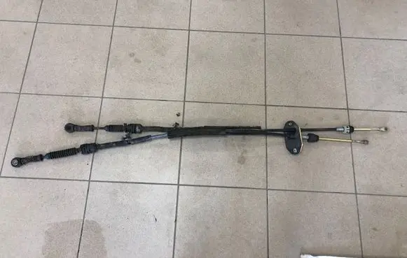 Volkswagen Sharan Gear shift cable linkage 7M3711874B