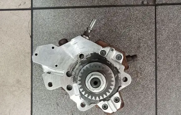 Renault Vel Satis Fuel injection high pressure pump 0445010099