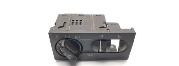 Volkswagen Golf III Light switch 1H6941532D