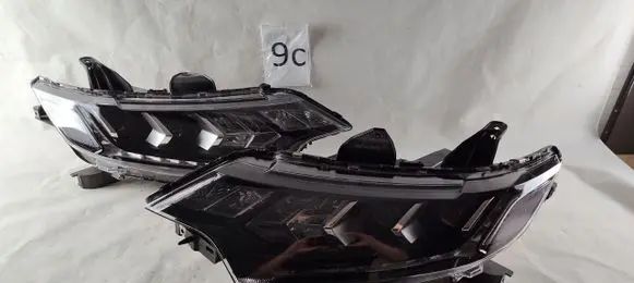 Mitsubishi Outlander Headlights/headlamps set 