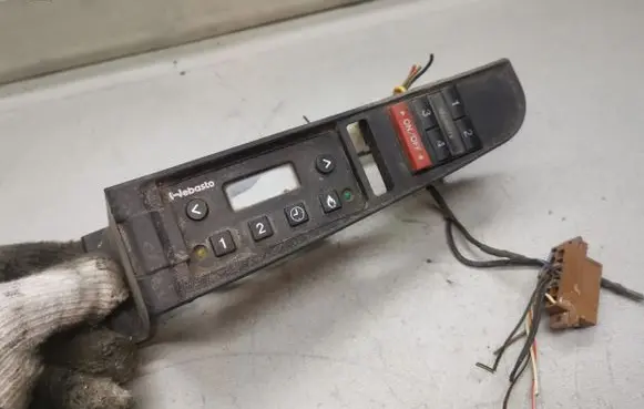 Audi 100 S4 C4 Auxiliary heating control unit/module 4A1867375A 471399