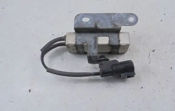 Toyota Yaris Fan control module 246810-6110B