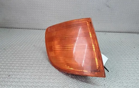 Mercedes-Benz Vito Viano W638 Front indicator light