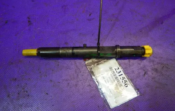 Volkswagen PASSAT B5.5 Fuel injector 059130201A