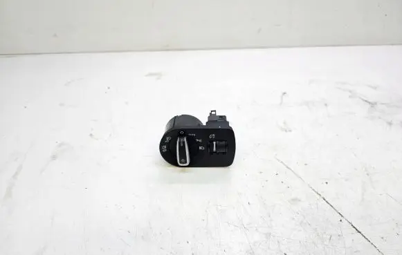 Audi A1 Light switch 8X1941531AD