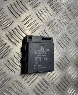 Volkswagen PASSAT B5 Alarm control unit/module 4C3190A3A 991030 VSV06160V