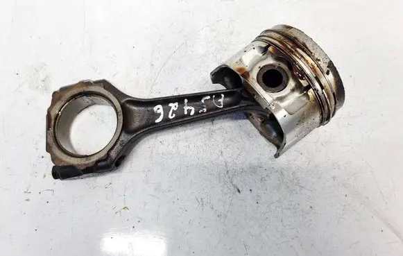 Renault Laguna I Piston with connecting rod 