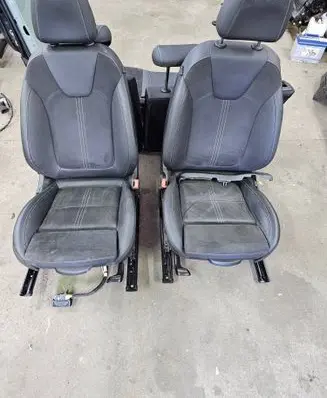 Opel Astra K Seat set