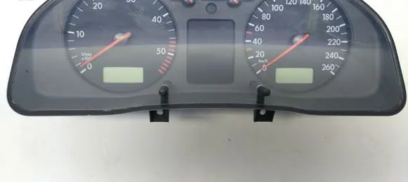 Volkswagen PASSAT B5 Speedometer (instrument cluster) 3B0920920A