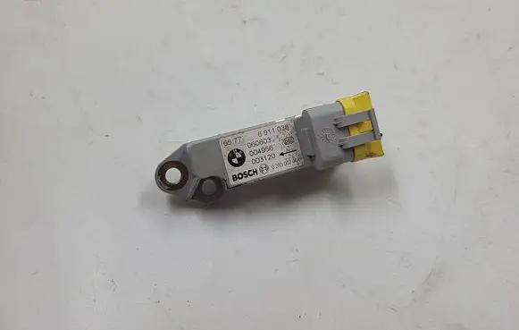BMW 3 E46 Airbag deployment crash/impact sensor 6911038 0285002064 060603